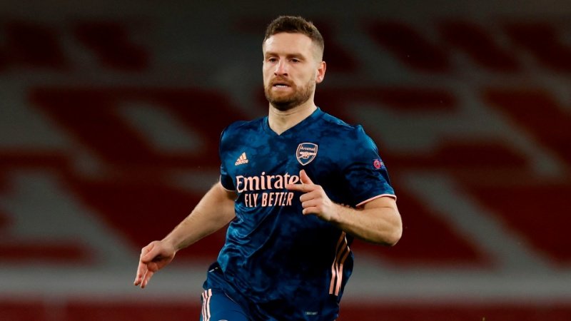 Shkodran Mustafi sinh ngày 17 tháng 4 năm 1992